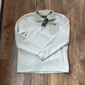 Under Armour pullover